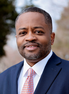 Levonia Wiggins, Jr., headshot for United Bank
